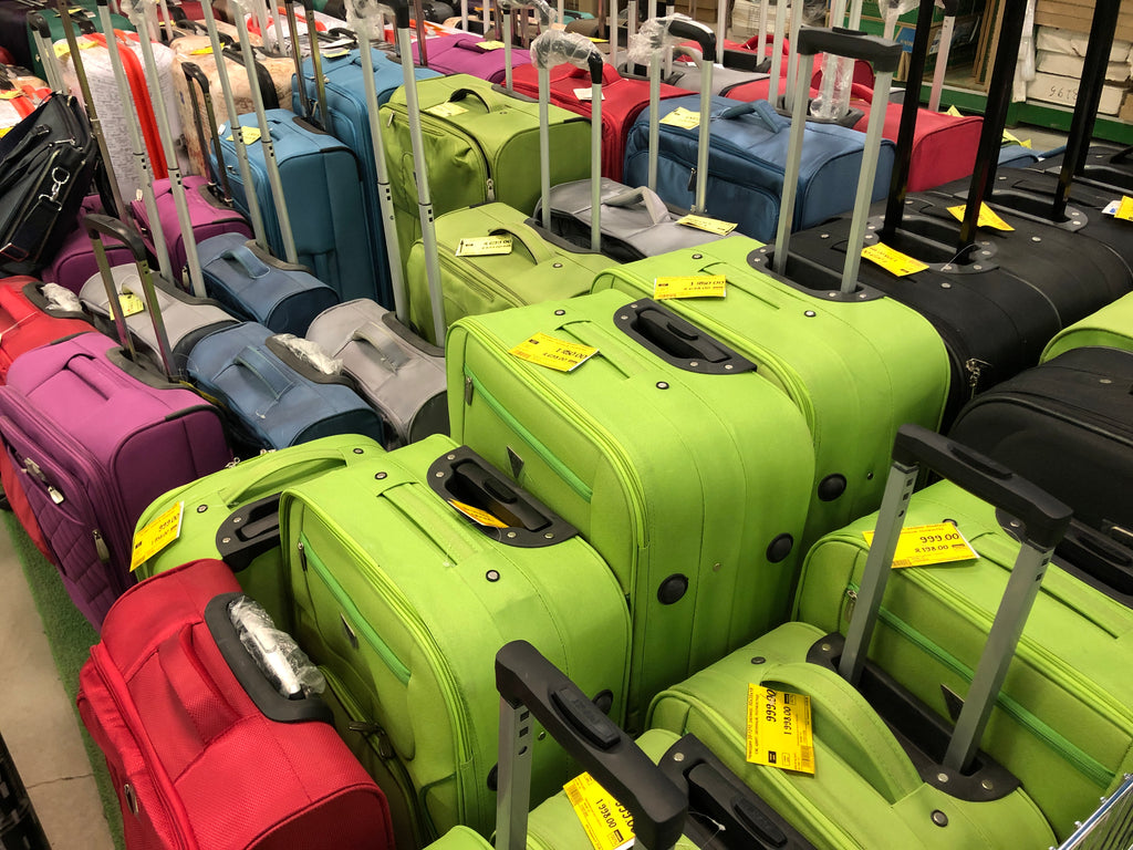 Best colour luggage store to buy